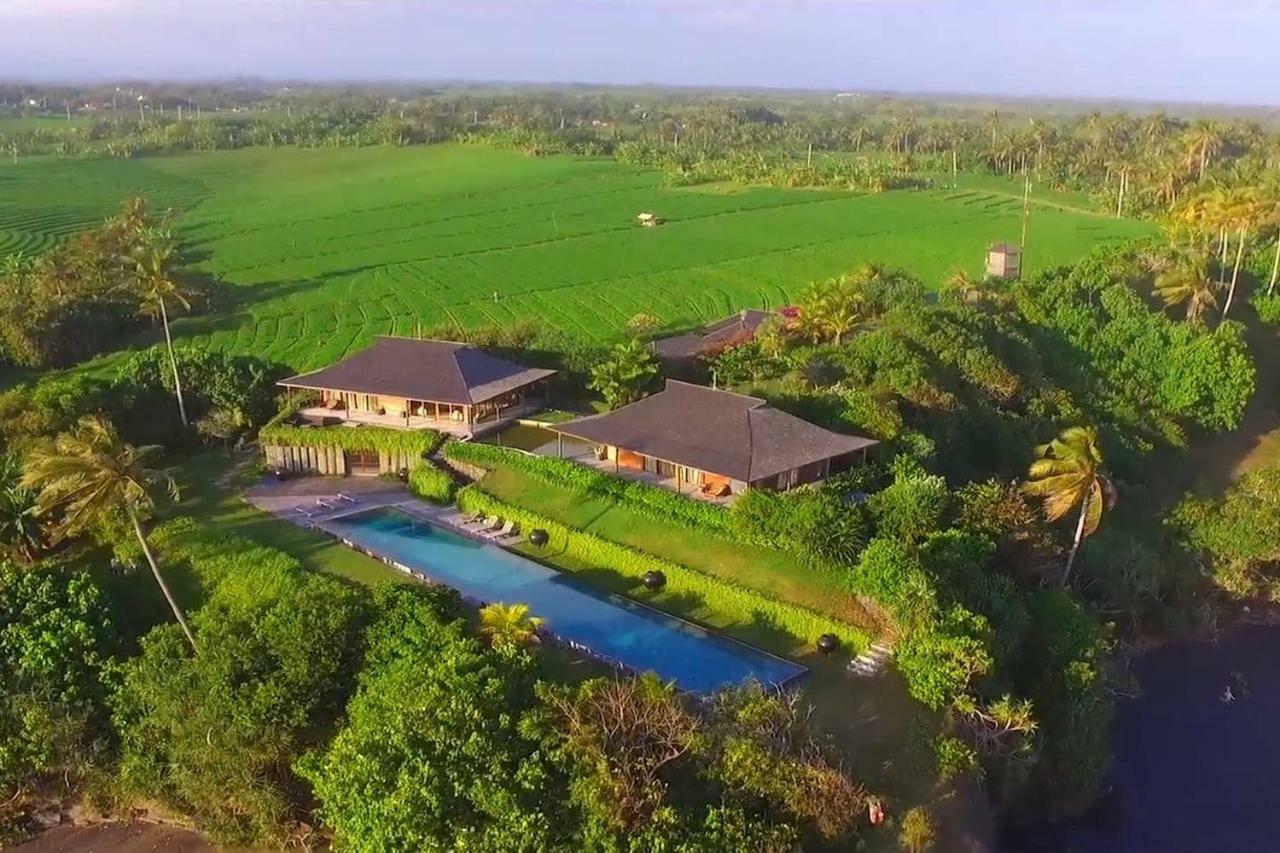 Bulung Daya Beach Villa Retreat Antasari Exterior photo